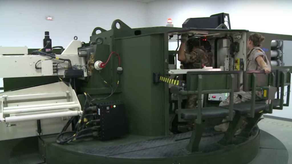 Uno de los simuladores del carro de combate Leopard del Ejército de Tierra.