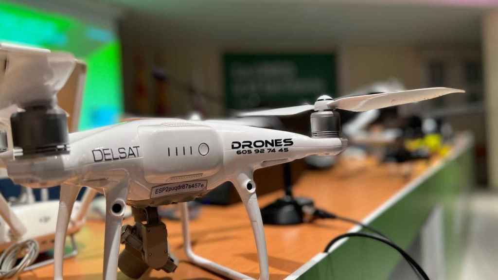 Un dron con el distintivo de la empresa Delsat. FOTO: Delsat.