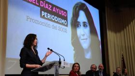 Isabel Díaz Ayuso, durante la recogida del galardón otorgado por la Complutense.