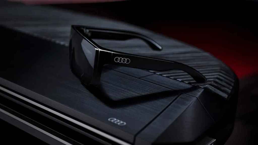 Audi augmented reality glasses
