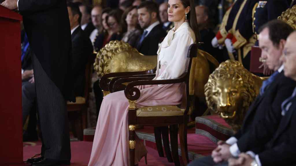 La reina Letizia durante la recepción ofrecida al cuerpo diplomático acreditado en España.