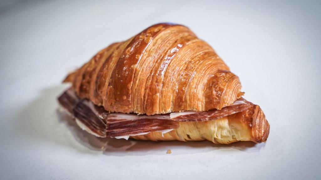 Los 5 Mejores Croissants De La Capital De Cheescake Jamón Ibérico