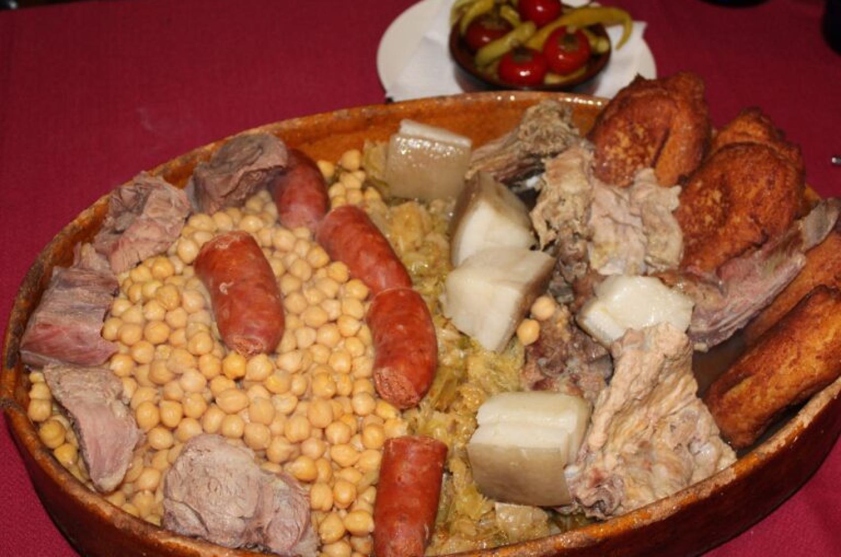 Uno de los cocidos del Mesón del Zorro
