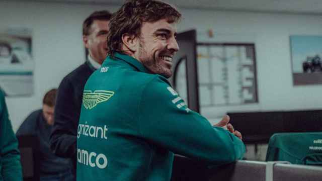 Fernando Alonso, en las instalaciones de Aston Martin.