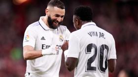 Benzema y Vinicius celebran un gol contra el Athletic