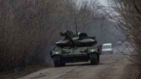 Un tanque ucraniano en la región de Donetsk, al este del país.