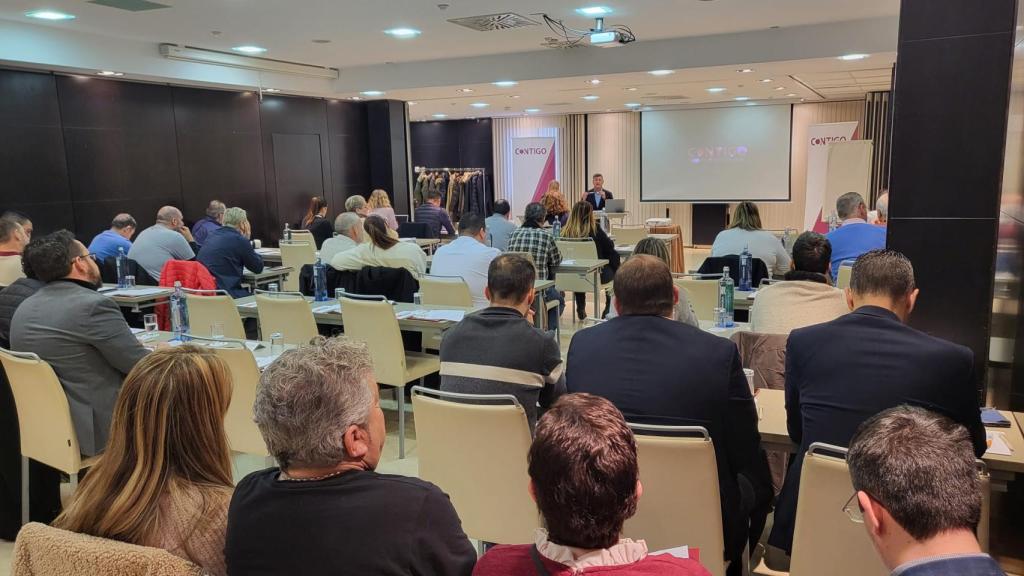 Imagen de este domingo en el NH Príncipe de Vergara durante la convención de Contigo.