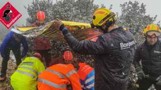 Rescate heroico en un pico nevado de Alicante a una mujer inconsciente que cayó de 8 metros de altura