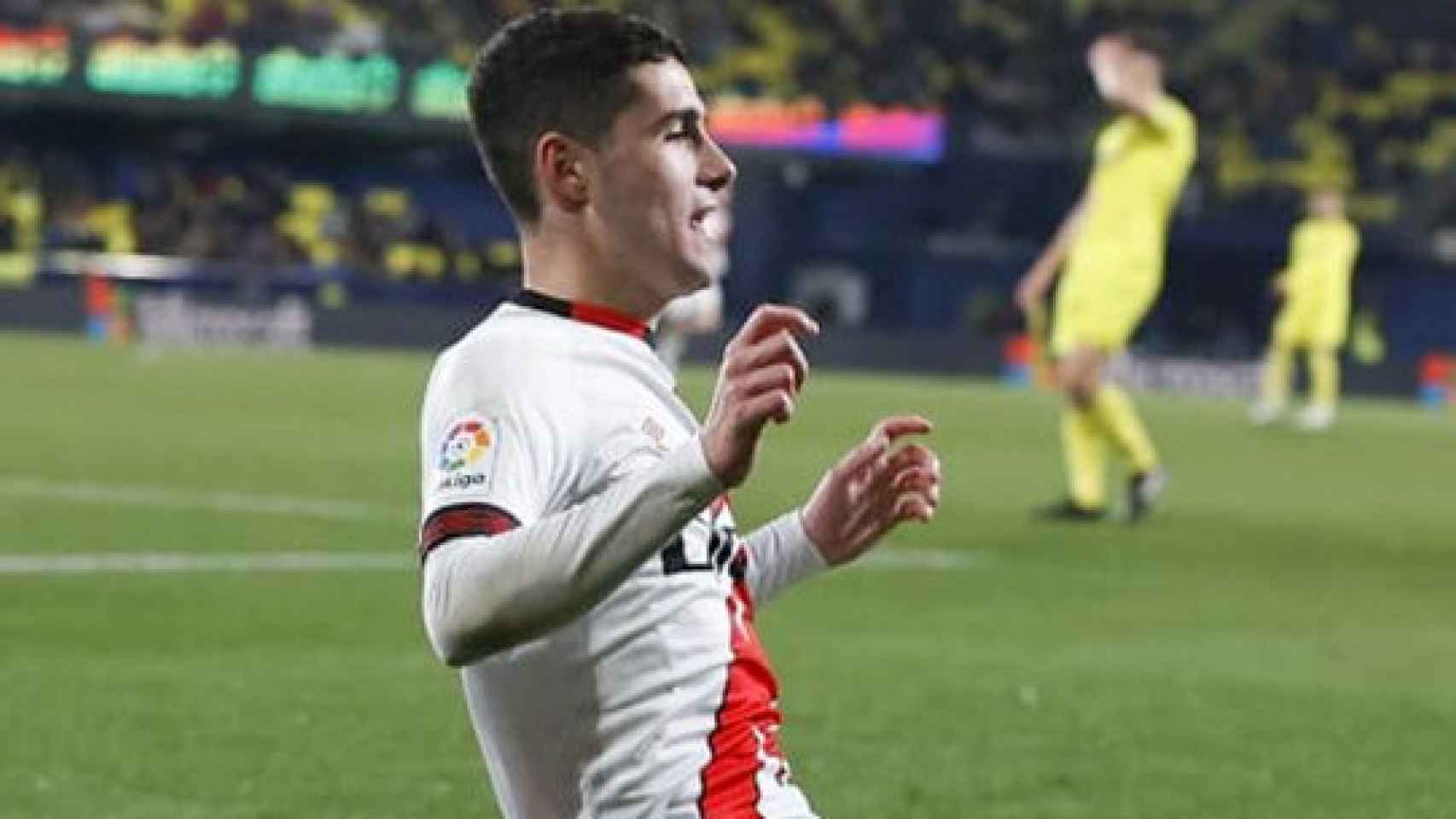 Sergio Camello, celebrando su gol al Villarreal