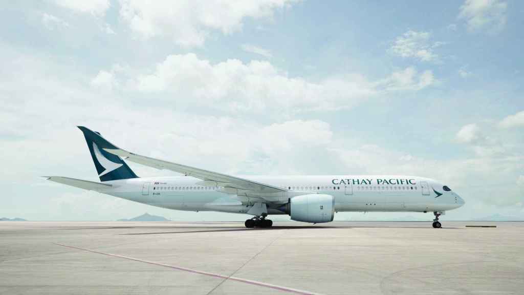 Avión A350-900 de Cathay Pacific que opera la ruta Madrid-Hong Kong.