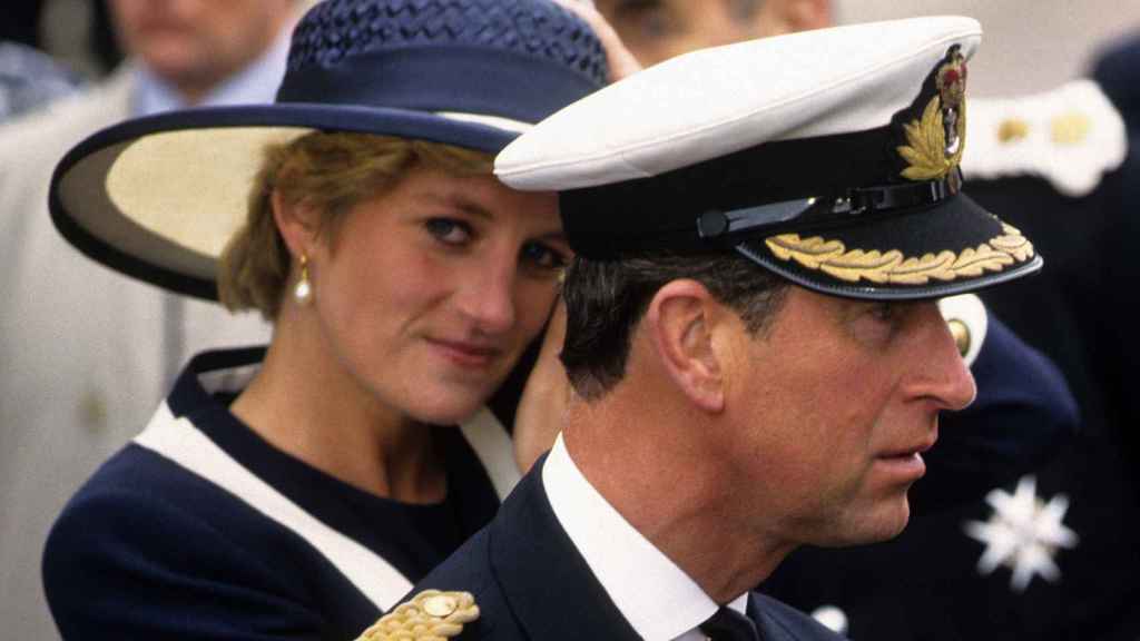 Diana de Gales y Carlos de Inglaterra, en una imagen de archivo.