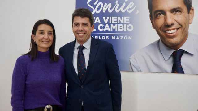 Ruth Merino, junto a Carlos Mazón en la sede del PPCV. EE
