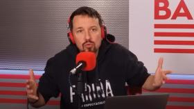 El exvicepresidente del Gobierno Pablo Iglesias, durante la emisión de su programa La Base.