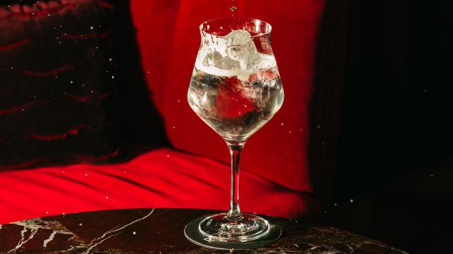 Cóctel 'Champagne y pera' en Robuchon.