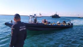 Una narcolancha interceptada en la costa andaluza.