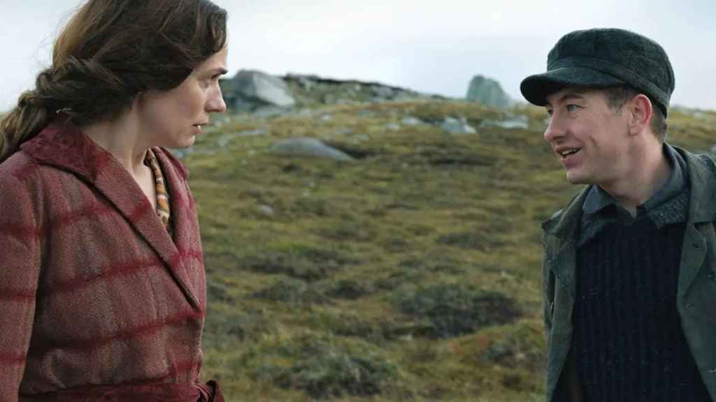 Kerry Condon y Barry Keoghan, justos nominados al Oscar como secundarios, en una escena memorable.