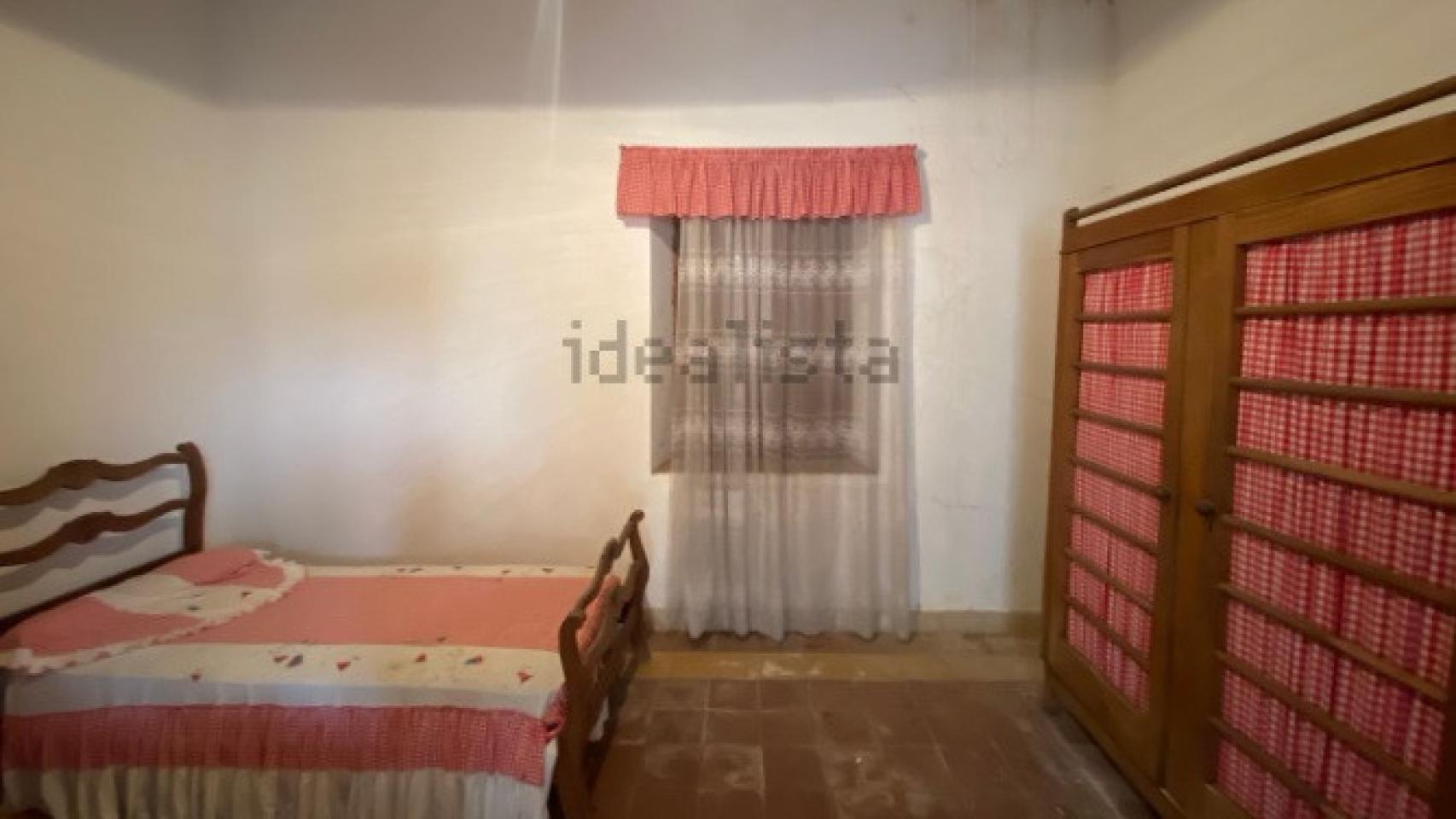 Una de las 12 habitaciones dormitorio.