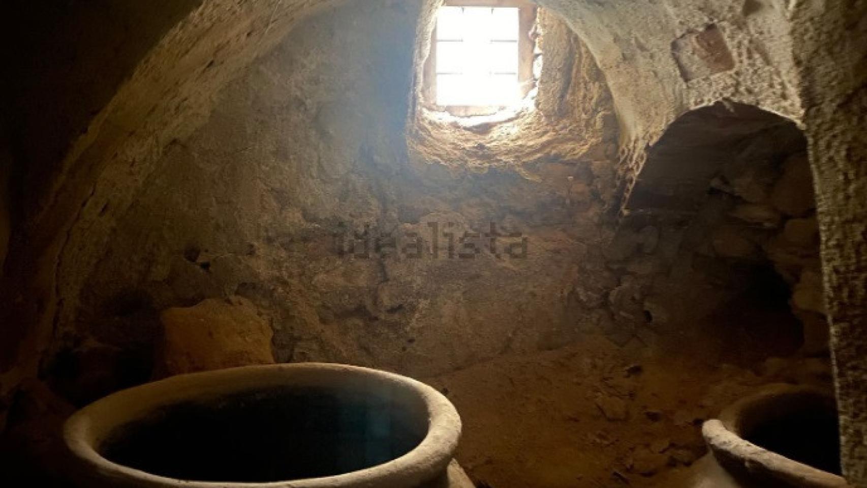 Una de las cuevas que sirvieron como bodega.