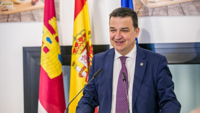 Francisco Martínez Arroyo, consejero de Agricultura, Agua y Desarrollo Rural. Foto: JCCM.