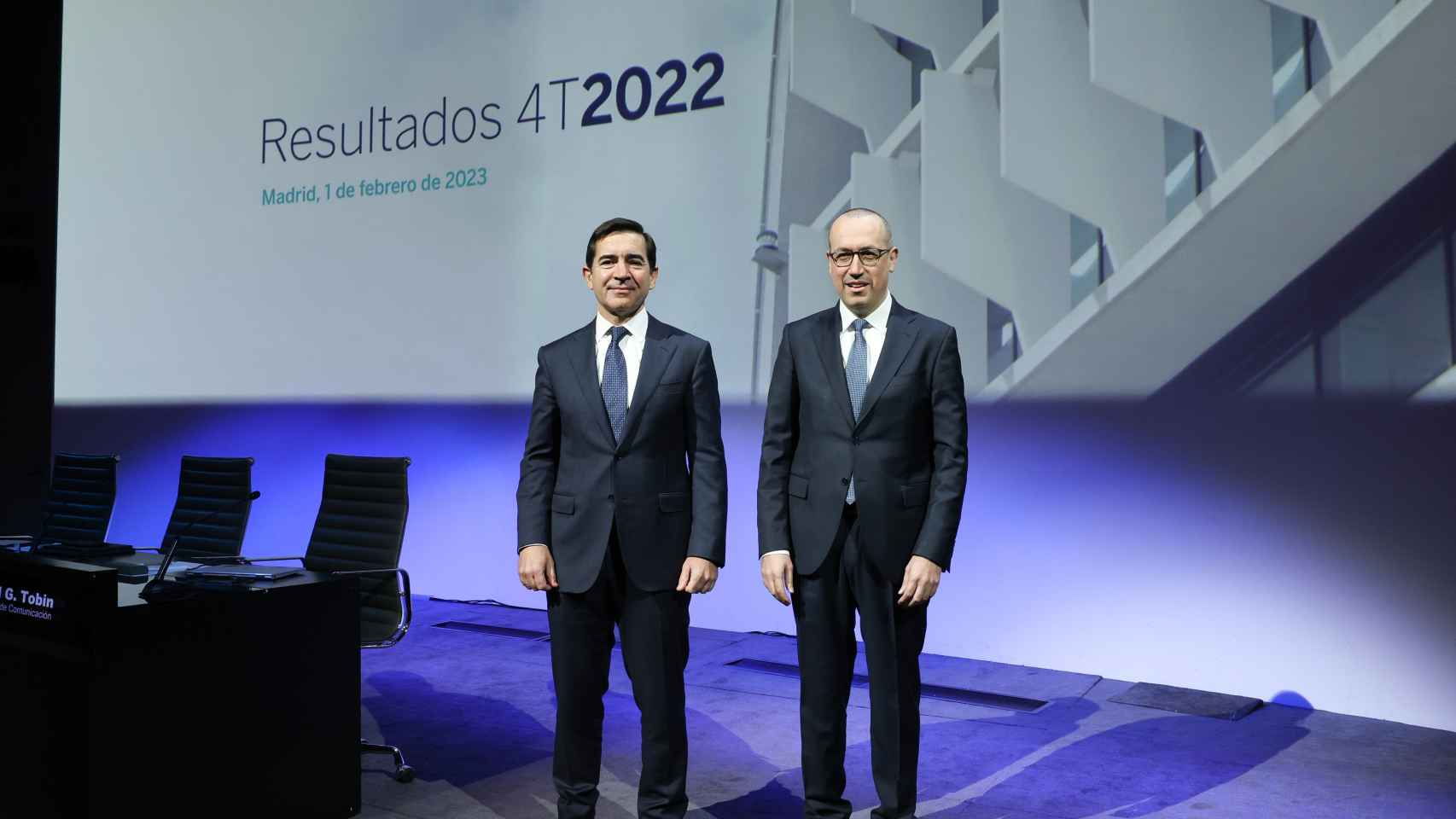 Carlos Torres, presidente de BBVA, y Onur Genç, consejero delegado, durante la presentación de resultados.