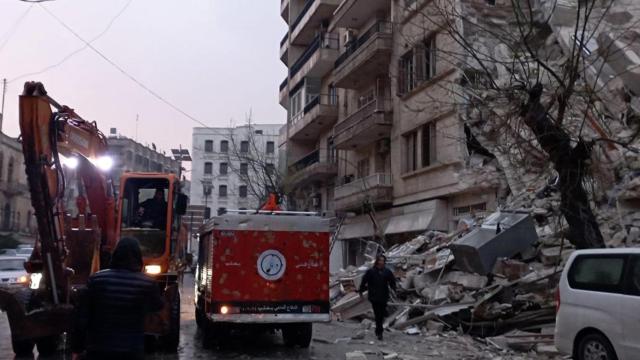 Daños de terremoto en Siria