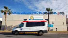 Fachada del Hospital de Torrevieja, en imagen de archivo.