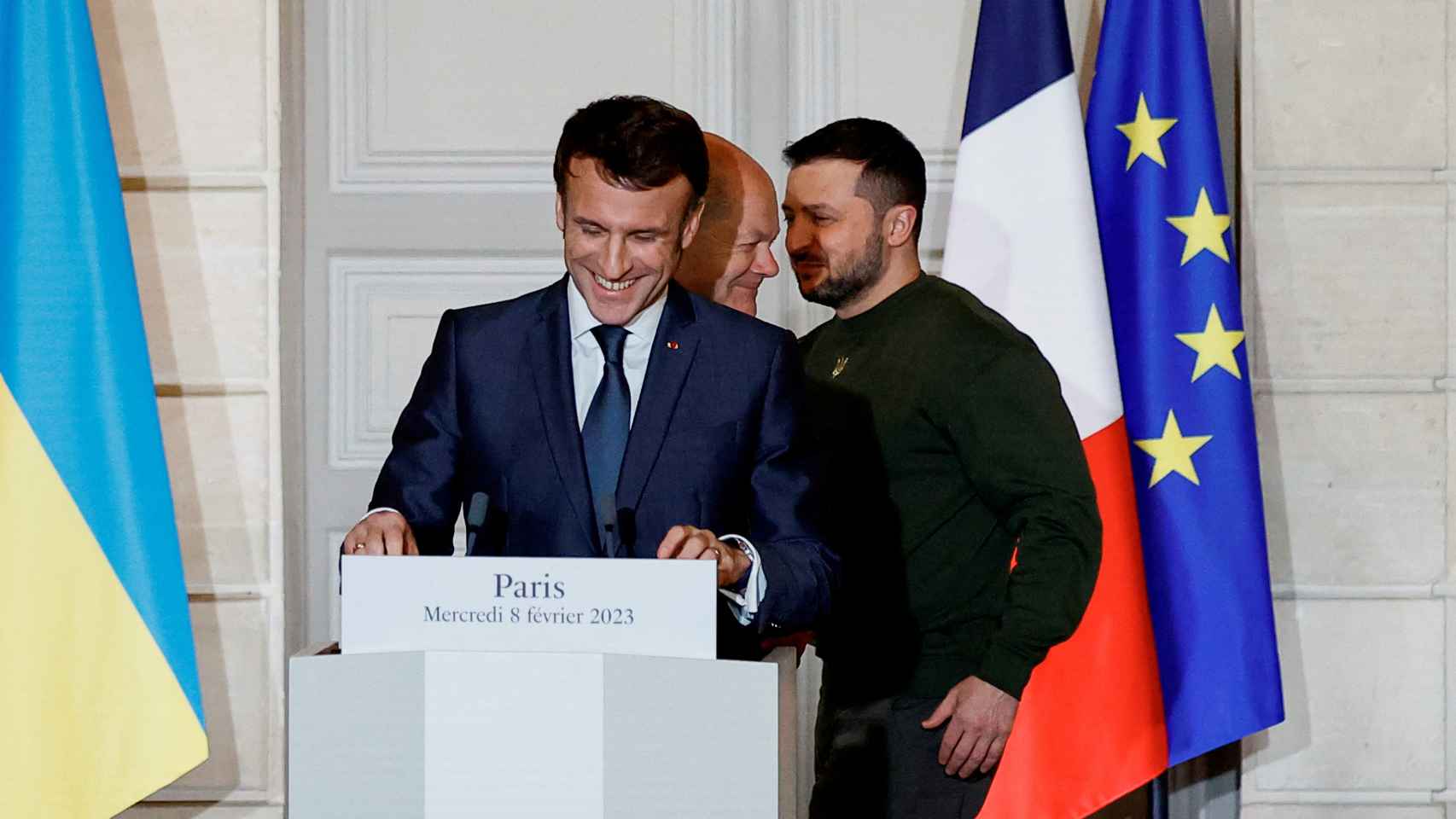 Emmanuel Macron, Olaf Scholz y Volodímir Zelenski durante su encuentro en el Elíseo.
