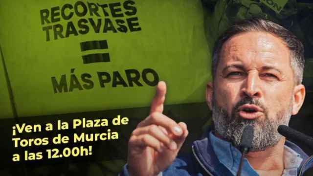 Santiago Abascal alertando de los efectos del recorte al Trasvase Tajo-Segura, en una imagen difundida por Vox en Twitter, para movilizar a los agricultores al mitin de este domingo, en la plaza de toros de Murcia.