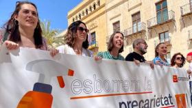 Marian Campello, a la izquierda, junto con la vicepresidenta del Consell, Aitana Mas, Esther Díez y Mireia Mollà en la manifestación del pasado Primero de Mayo.