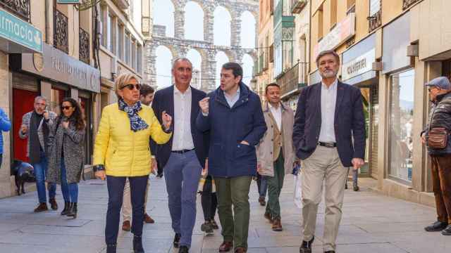 El presidente de la Junta de Castilla y León, Alfonso Fernández Mañueco, en su visita a Segovia.