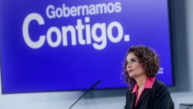 La ministra de Hacienda y Función Pública, María Jesús Montero, en una rueda de prensa el 16 de febrero.