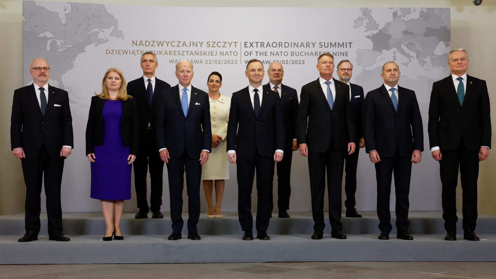 The family photo of the Bucharest Nine summit with Joe Biden and Jens Stoltenberg