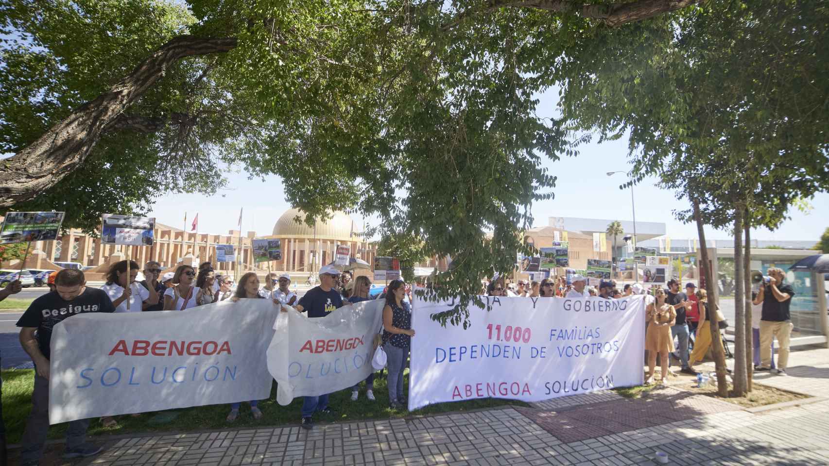 Concentración de trabajadores de Abengoa en Sevilla, el pasado mes de julio.