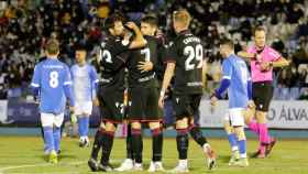Los jugadores del Levante celebran un gol contra el CD Huracán Melilla