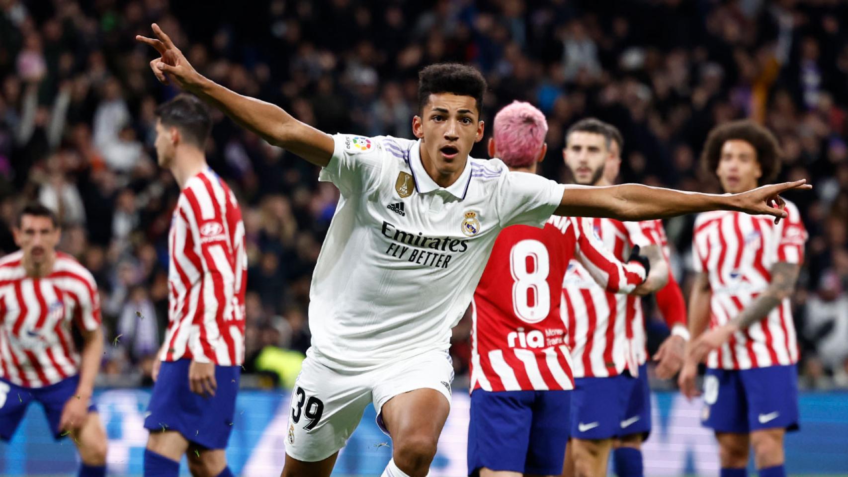 Álvaro Rodríguez celebra su gol contra el Atlético de Madrid.