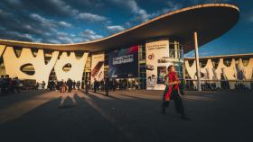 Exterior de la Fira de Barcelona durante el Mobile World Congress (MWC) de 2022.