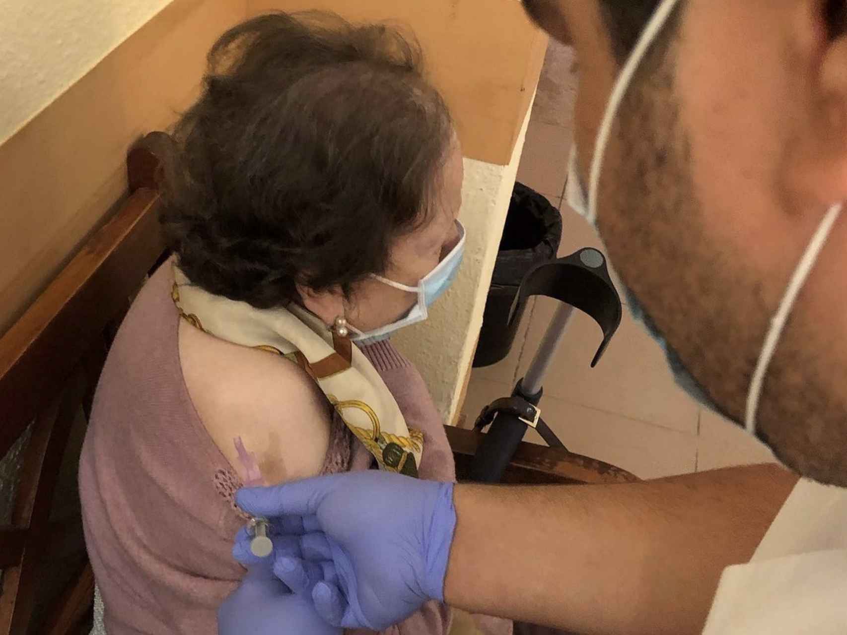 Vacuna COVID en una residencia en Guadalajara.