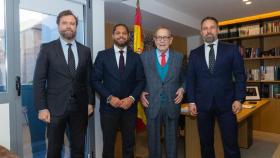 Ramón Tamames junto a Espinosa de los Monteros, Garriga y Abascal.