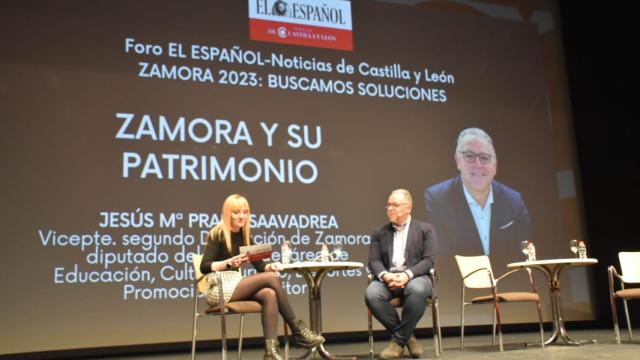 La periodista Diana Serrano y Jesús María Prada Saavedra, vicepresidente segundo de la Diputación Provincial y diputado delegado del área de Cultura, Turismo, Deportes y Promoción del Territorio