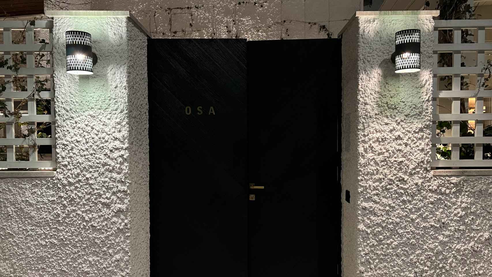 La entrada exterior de OSA en Madrid