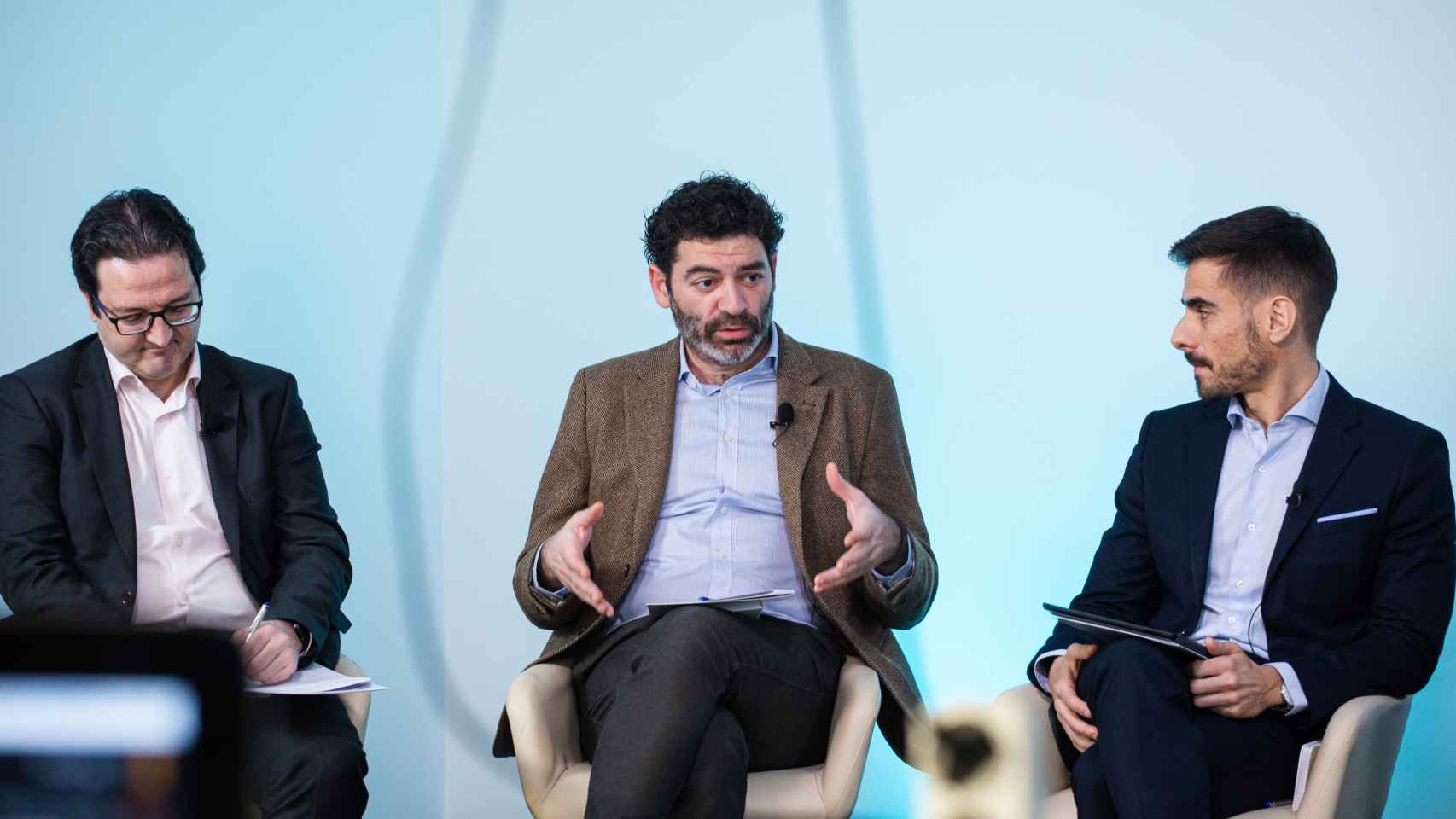 De izquierda a derecha: Gustavo Lozano García (ING), Gonzalo Asensio (Bankinter) y Alfredo Diez (Cipherbit-Grupo Oesía)