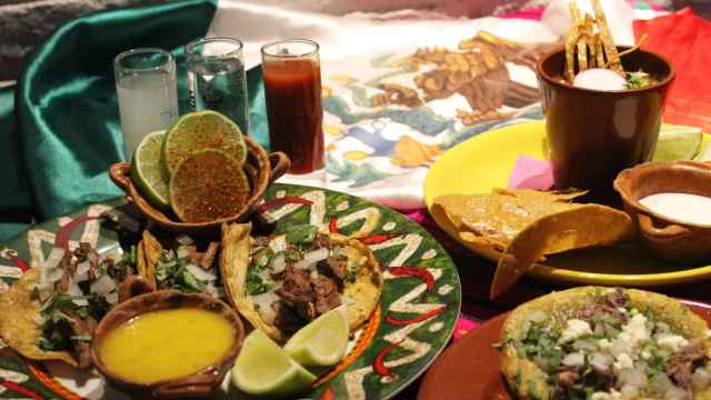 Platos del mexicano de Madrid que triunfa en Dubai con su 'Taco de Oro'.