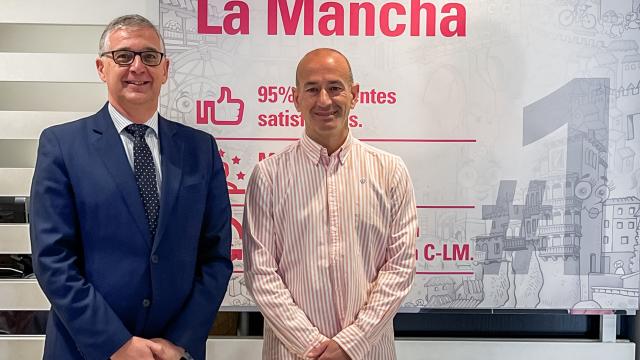 El presidente del circuito, Rafael Gómez; y el director comercial de Soliss, José Javier del Cerro.