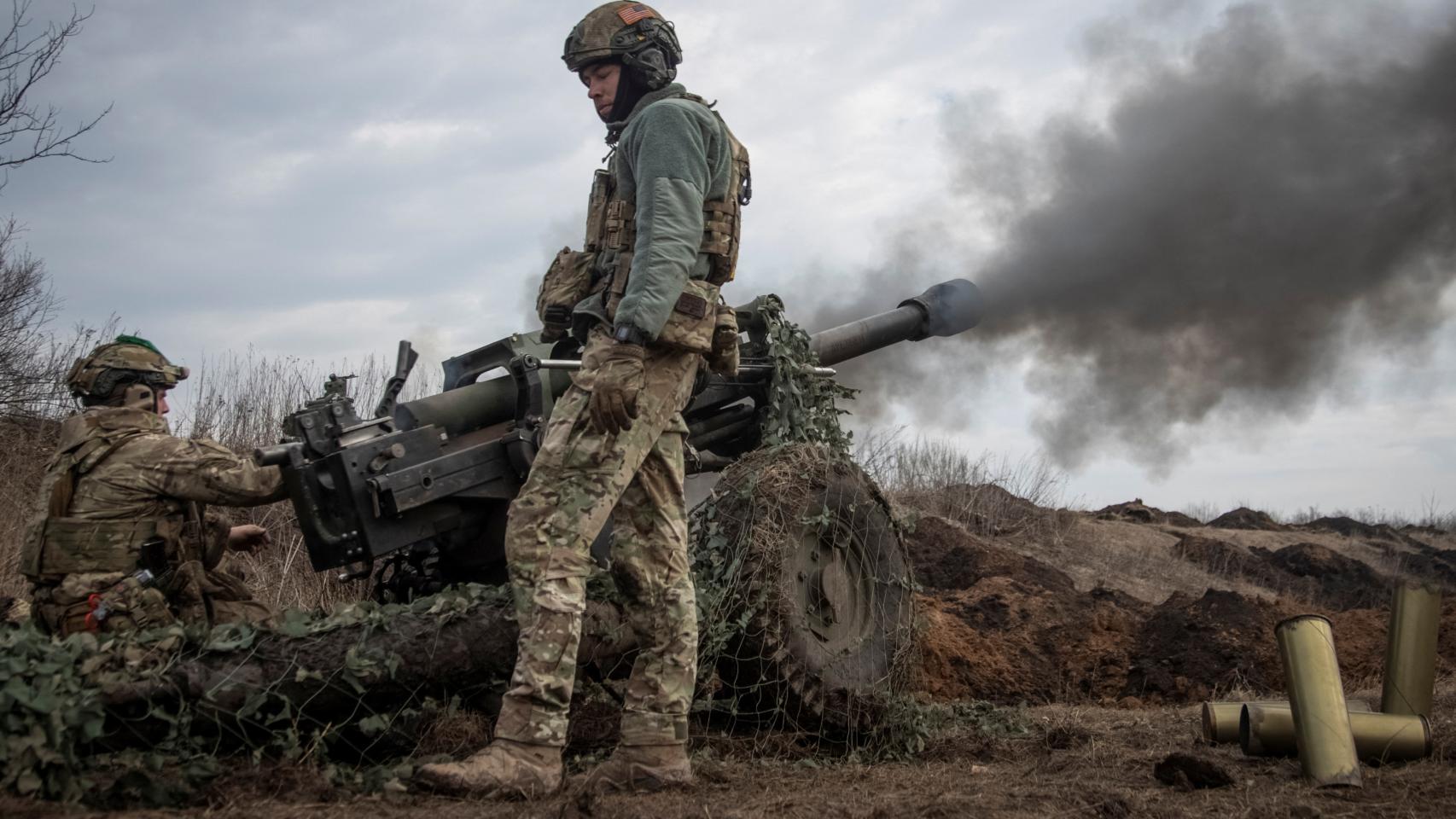 Ukrainian soldiers in Bakhmut.