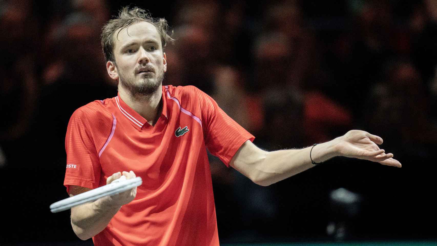 Daniil Medvedev se queja de una decisión arbitral en el ATP 500 de Rotterdam