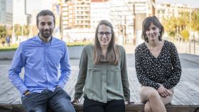 Equipo de la startup Sycai Medical: (de izquierda a derecha) Javier García, Sara Toledano y Júlia Rodríguez.