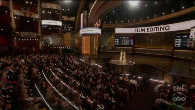 'Todo a la vez en todas partes' se convierte en la película del año con siete Premios Oscar