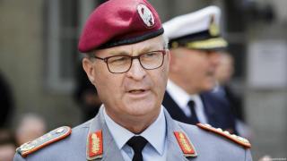 Alemania destituye al jefe del Ejército tras unas polémicas declaraciones sobre la superioridad rusa