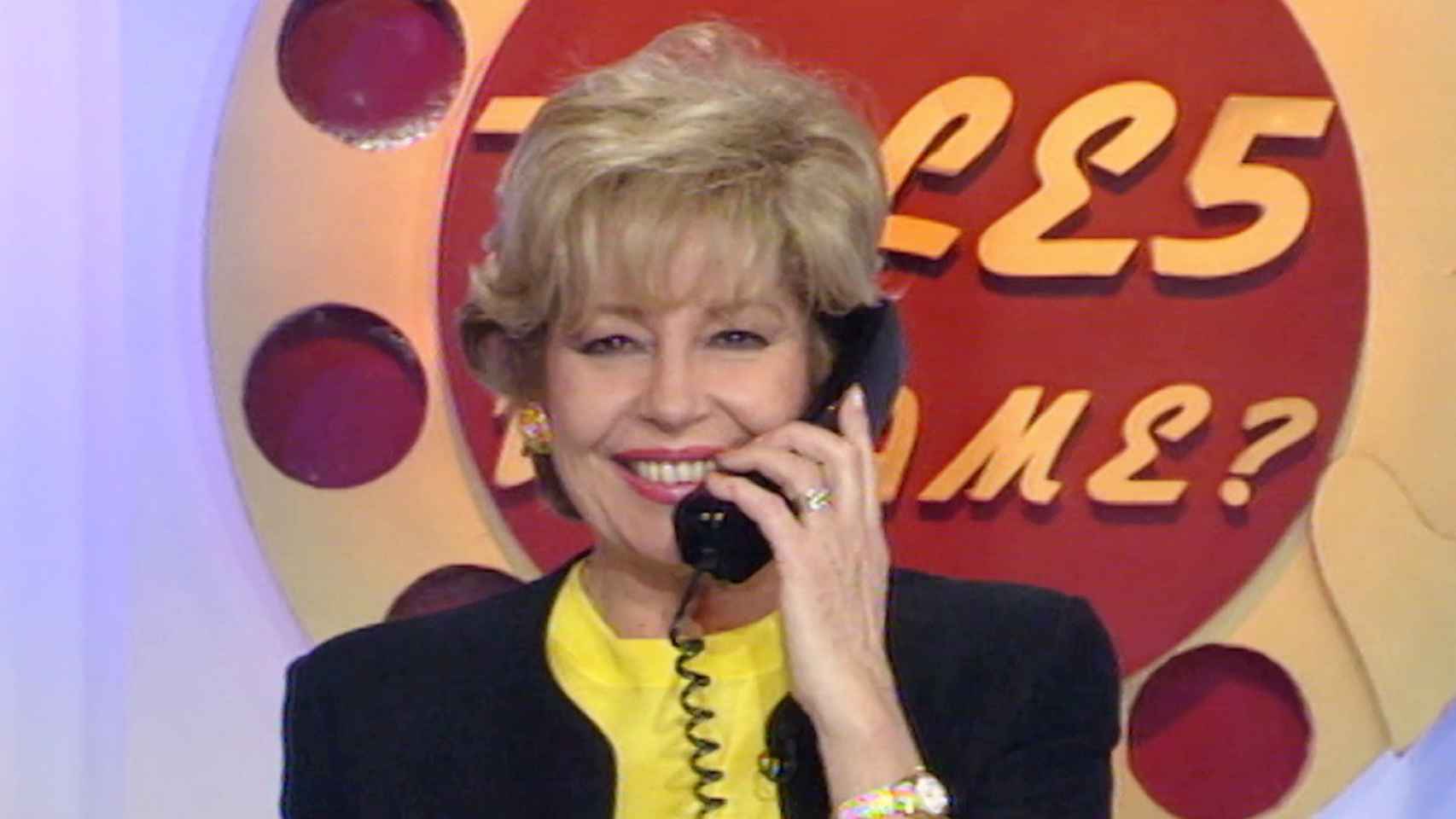 Laura Valenzuela presentó el concurso 'Tele 5, dígame?' a principios de los noventa.