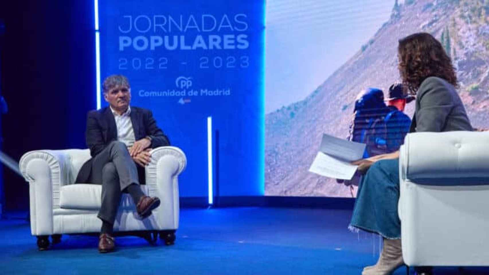 Toni Nadal junto a Isabel Díaz Ayuso en un acto del PP.